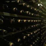 Rijpen op fles in de catacomben van de fabriek