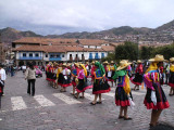 Danswedstrijd op Plaza Armas Cuszco